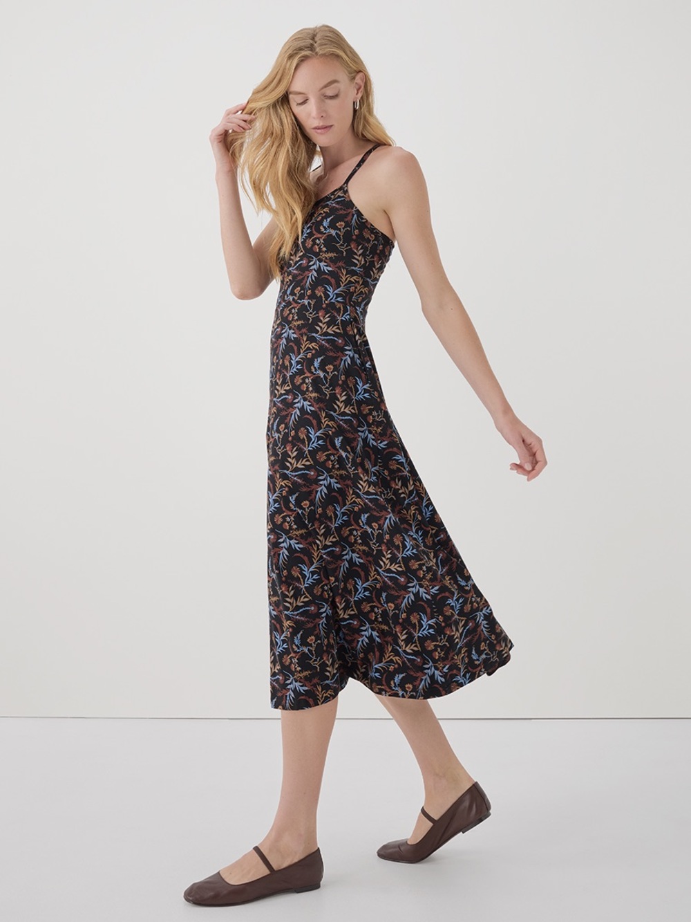 Pact Organic Cotton Fit & Flare Floral Midi Dress Whimsical Floral Black M